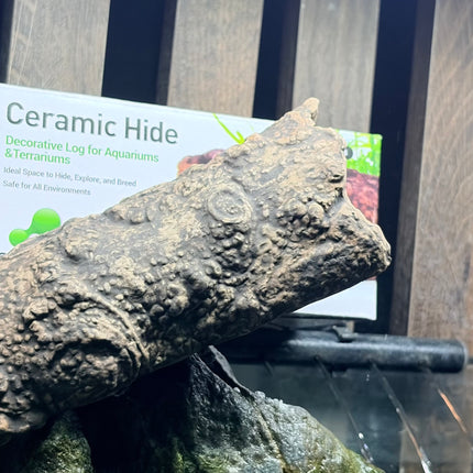 Ceramic Hollow Log Hide – Natural Tree Trunk Shelter for Aquariums & Terrariums