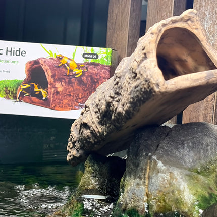 Ceramic Hollow Log Hide – Natural Tree Trunk Shelter for Aquariums & Terrariums